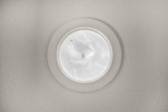 1440 E Fountain Way, Fresno, CA 93704 - detailed view of a smoke detector