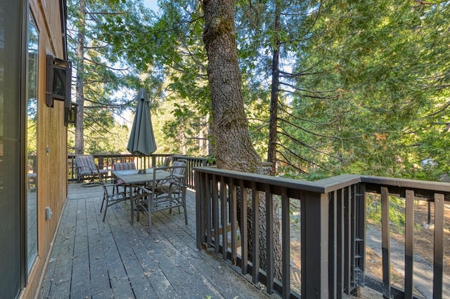 40904 Mill Run Ln Unit 60, Shaver Lake, CA 93664 - wooden terrace with outdoor dining space