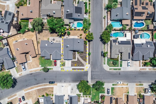 6431 E Inyo St, Fresno, CA 93727 - aerial view of property's location with nearby suburban area and property boundaries highlighted