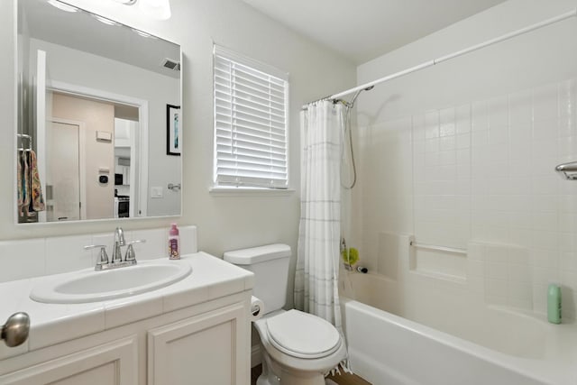 6431 E Inyo St, Fresno, CA 93727 - bathroom featuring vanity and shower / bath combination with curtain