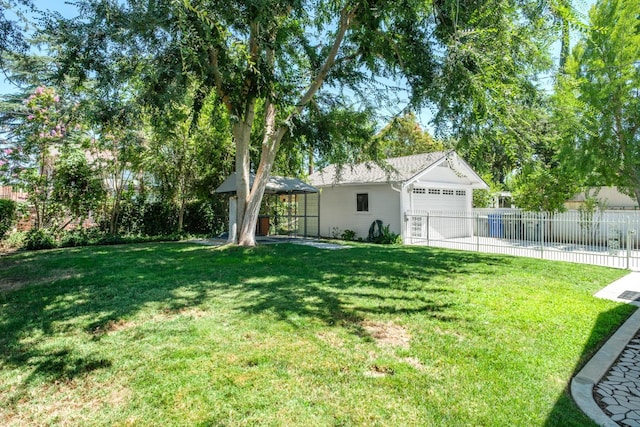 321 E Brown, Fresno, CA 93704 - view of front of property featuring a gazebo and a garage