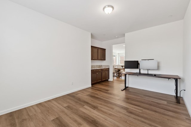 1567 Las Rosas Ave, Clovis, CA 93619 - living room featuring wood finished floors and baseboards