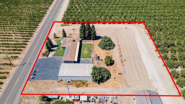 570 S Lassen Ave, Kerman, CA 93630 - overview of rural landscape with extensive farmland and property parcel outlined