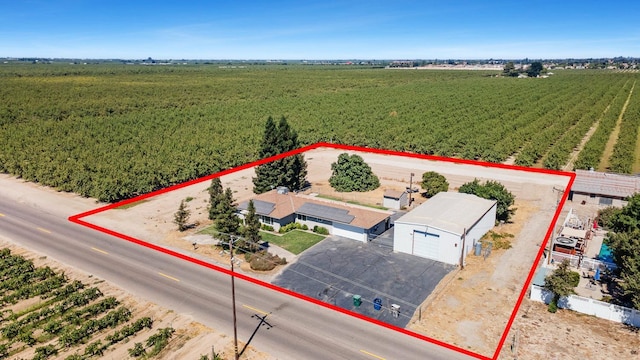 570 S Lassen Ave, Kerman, CA 93630 - view of rural area featuring property boundaries highlighted and extensive farmland