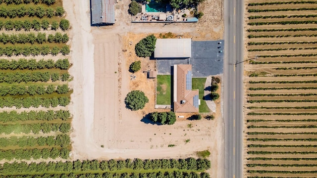 570 S Lassen Ave, Kerman, CA 93630 - overview of rural landscape