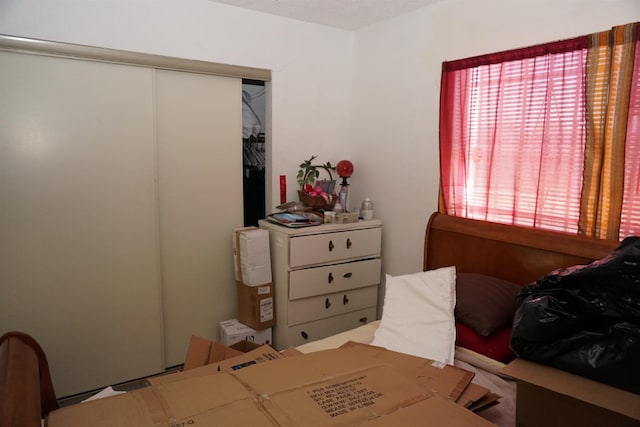 7637 Nixos Way, Sacramento, CA 95823 - bedroom featuring a closet