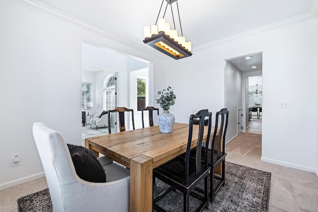 4160 N Creekbend, Clovis, CA 93619 - dining room featuring light carpet, crown molding, and a chandelier