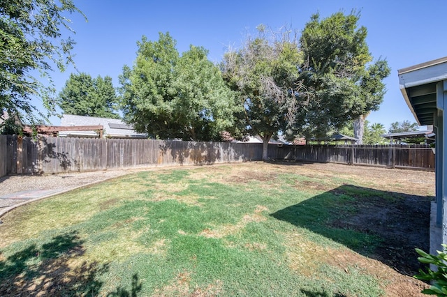 6283 N Gilroy Ave, Fresno, CA 93722 - view of fenced backyard