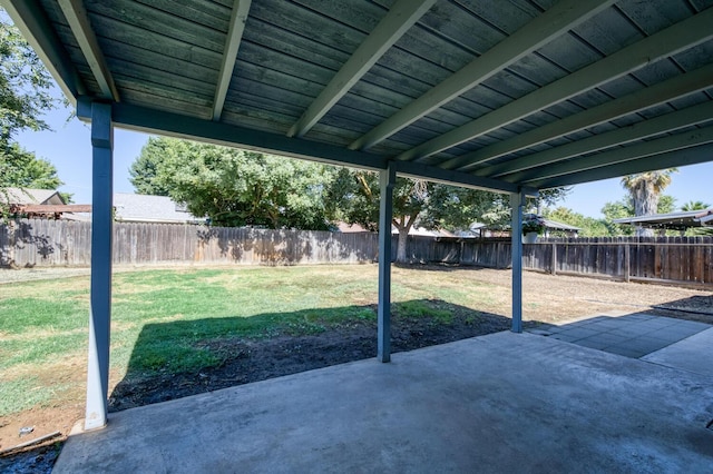 6283 N Gilroy Ave, Fresno, CA 93722 - fenced backyard featuring a patio
