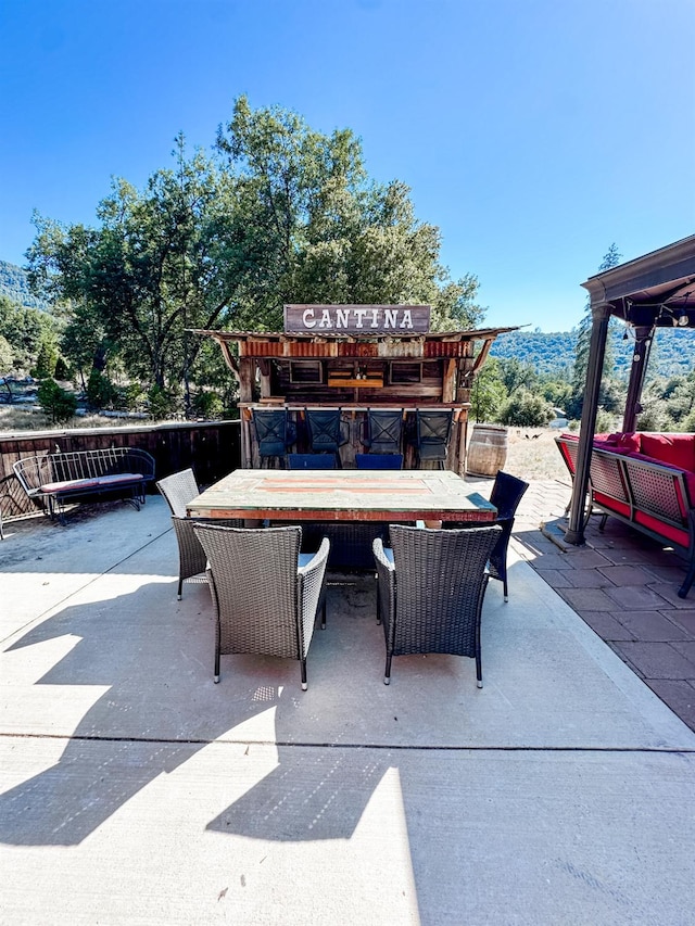 37969 Rd 422, Oakhurst, CA 93644 - view of patio / terrace with outdoor dining area