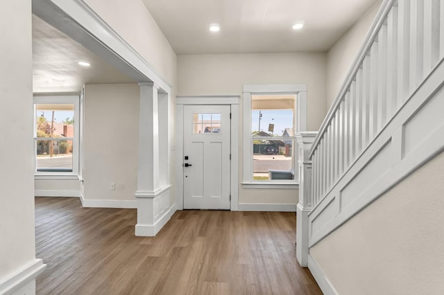 2643 B St, Selma, CA 93662 - foyer entrance with wood finished floors, stairs, and recessed lighting
