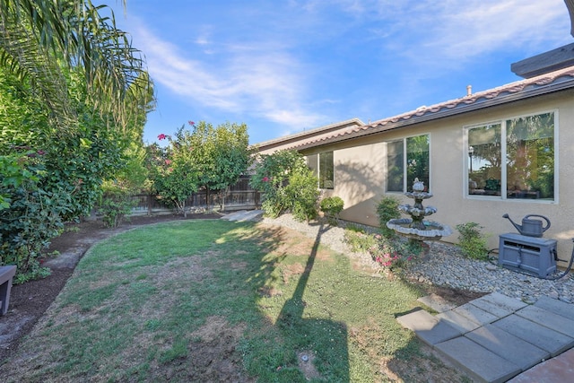 11319 N Via Napoli Dr, Fresno, CA 93730 - view of yard