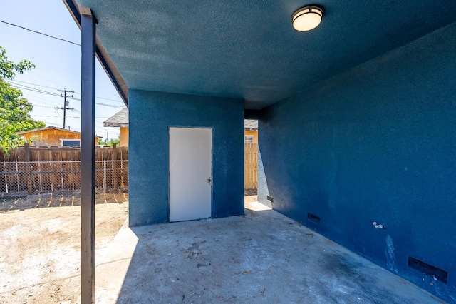 4596 E Huntington Ave, Fresno, CA 93702 - view of patio