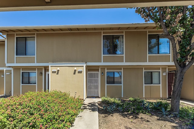4885 N Backer Ave Unit 113, Fresno, CA 93726 - view of front of house