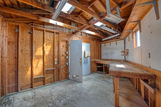 545 W Fedora Ave, Fresno, CA 93705 - miscellaneous room with a workshop area