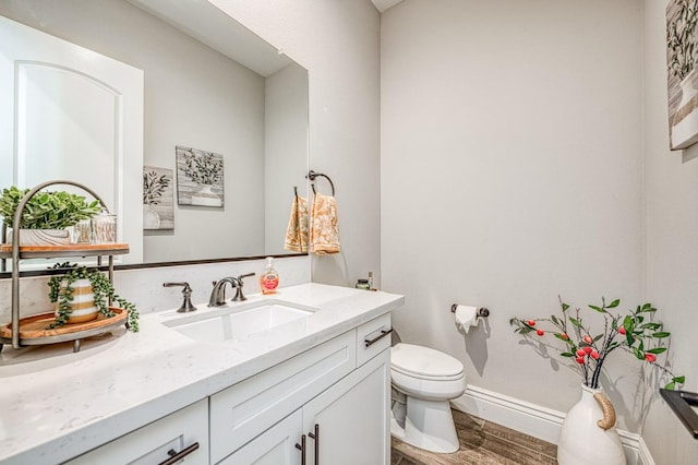 924 Orchard Hills Rd, Madera, CA 93636 - bathroom featuring wood finished floors and vanity