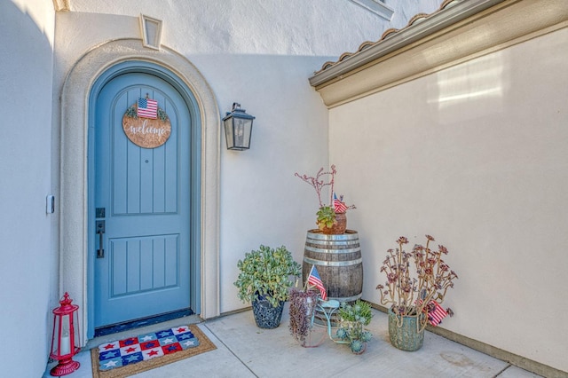 924 Orchard Hills Rd, Madera, CA 93636 - entrance to property featuring stucco siding