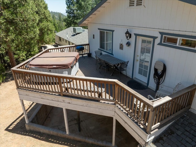 53401 Timberview Rd, North Fork, CA 93643 - wooden terrace featuring a hot tub