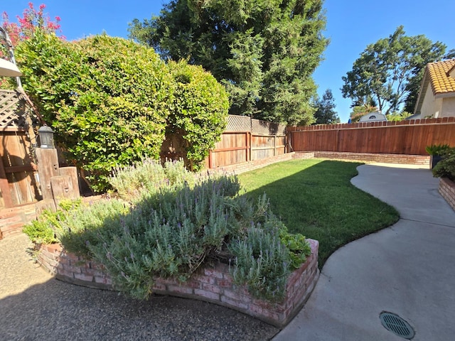857 Coventry Ave, Clovis, CA 93611 - photo 22