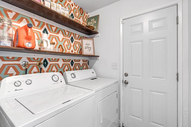 4679 E Pitt Ave, Fresno, CA 93725 - washroom with washing machine and dryer