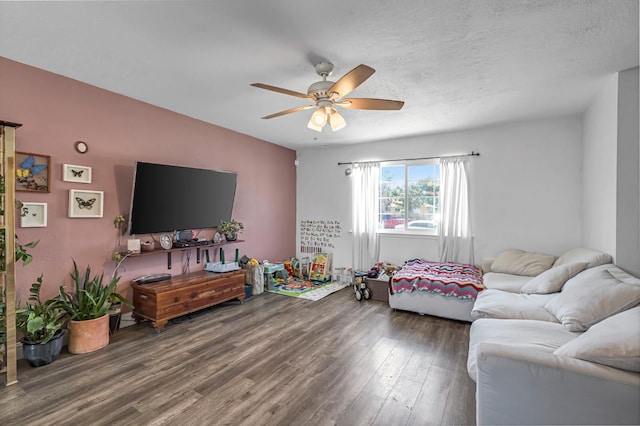 4679 E Pitt Ave, Fresno, CA 93725 - living room featuring a ceiling fan and wood finished floors