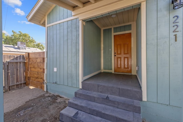 221 N Orchard St, Fresno, CA 93701 - entrance to property