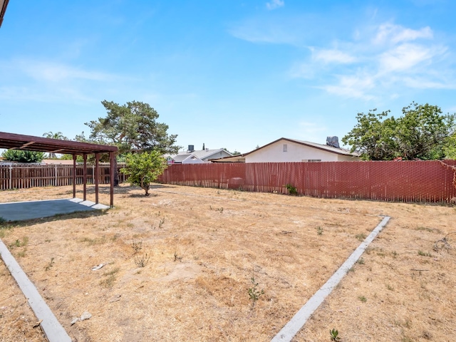 2557 Jackson St, Selma, CA 93662 - fenced backyard with a patio