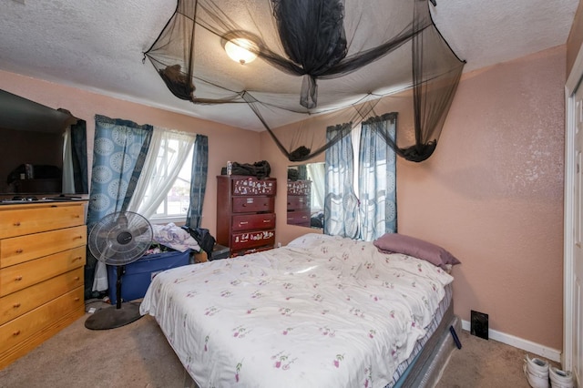 448 E Tuolumne St, Fresno, CA 93706 - carpeted bedroom with a textured ceiling