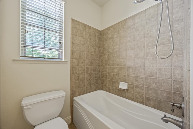 5929 N La Paz Ave, Fresno, CA 93723 - bathroom featuring toilet and bathing tub / shower combination