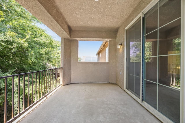 5929 N La Paz Ave, Fresno, CA 93723 - view of balcony
