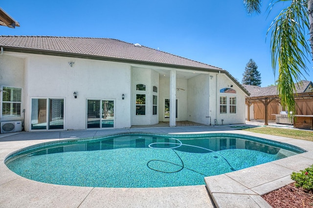 218 W Hubert Ct, Fresno, CA 93711 - swimming pool featuring a patio