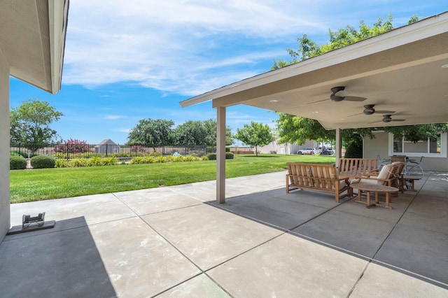 6421 S Greenwood Ave, Del Rey, CA 93616 - view of patio with ceiling fan