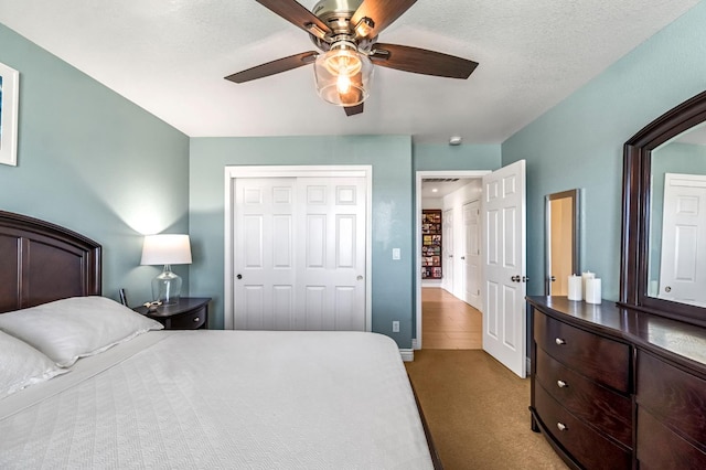 6421 S Greenwood Ave, Del Rey, CA 93616 - carpeted bedroom featuring a closet and a ceiling fan
