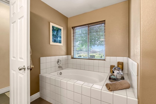 6421 S Greenwood Ave, Del Rey, CA 93616 - bathroom with a garden tub