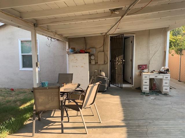 3614 E Washington Ave, Fresno, CA 93702 - view of patio / terrace with outdoor dining area
