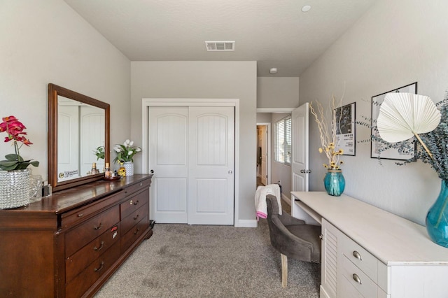 6236 E Garland Ave, Fresno, CA 93727 - home office with light carpet and built in desk