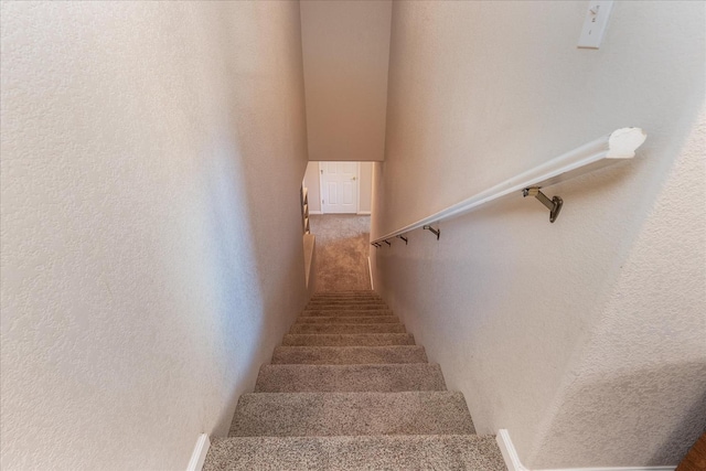 39397 Moonray Ln, Oakhurst, CA 93644 - stairs featuring a textured wall