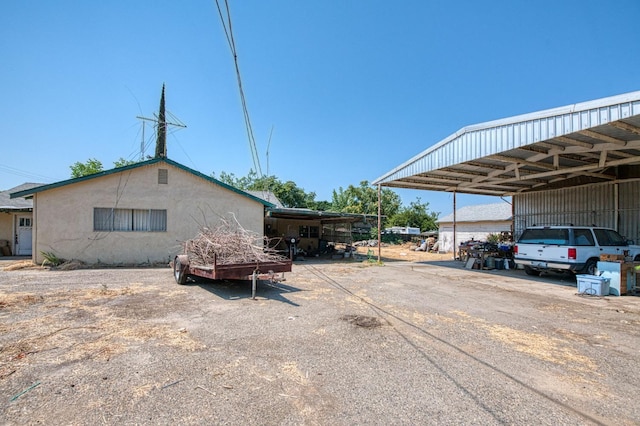 25 W Dinuba Ave, Fresno, CA 93706 - view of car parking
