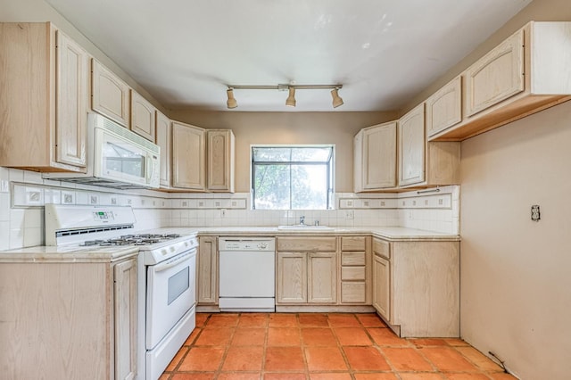 1475 N Thorne Ave, Fresno, CA 93728 - photo 13
