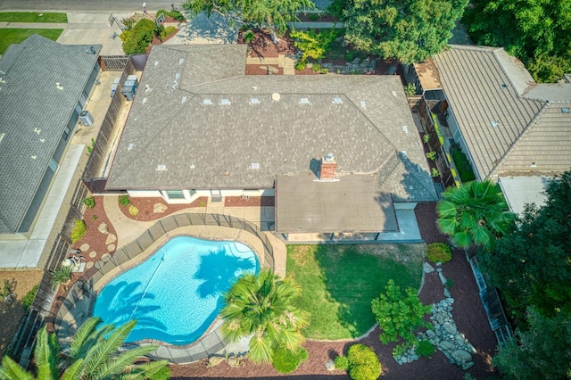 591 E Warwick Ave, Fresno, CA 93720 - view of subject property with a pool area