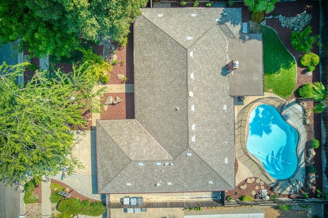 591 E Warwick Ave, Fresno, CA 93720 - aerial view of property and surrounding area with a pool area