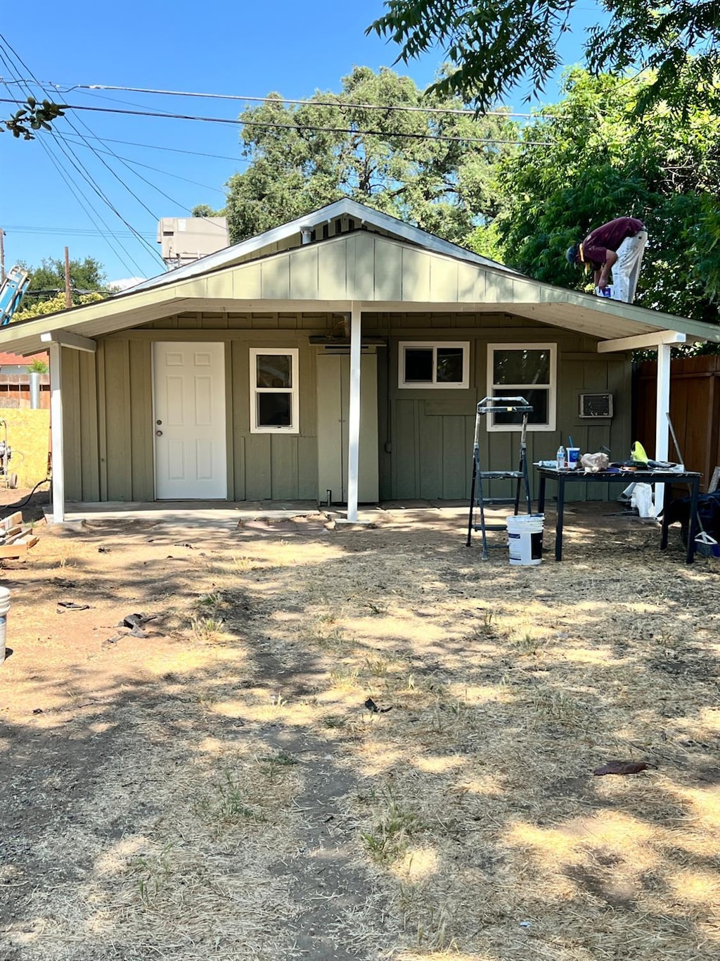 1346 N Safford Ave, Fresno, CA 93728 - view of front of home with board and batten siding