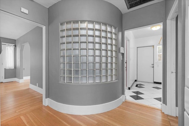 1461 N Harrison Ave, Fresno, CA 93728 - hallway featuring wood finished floors and baseboards