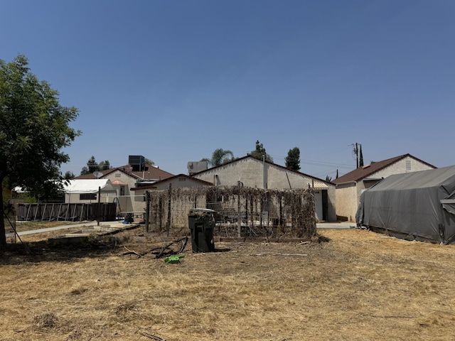 4741 W Mckinley Ave, Fresno, CA 93722 - view of yard