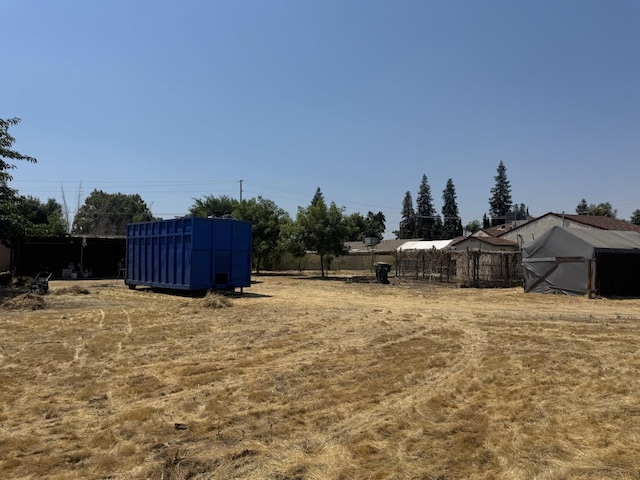 4741 W Mckinley Ave, Fresno, CA 93722 - view of yard