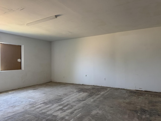 4741 W Mckinley Ave, Fresno, CA 93722 - unfurnished room with concrete floors