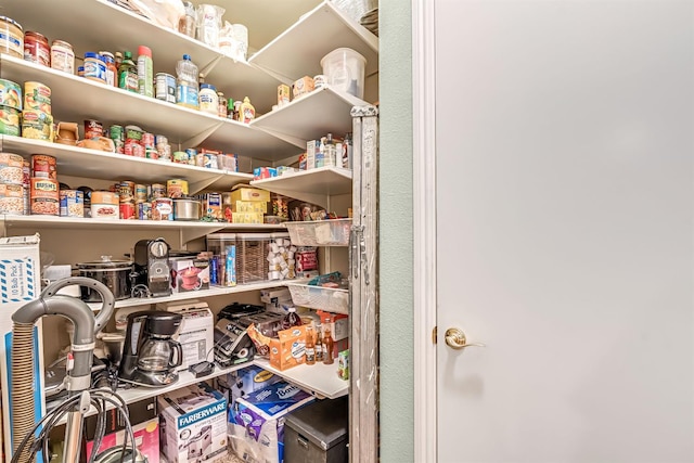6609 N Dover Ct, Fresno, CA 93711 - view of storage area