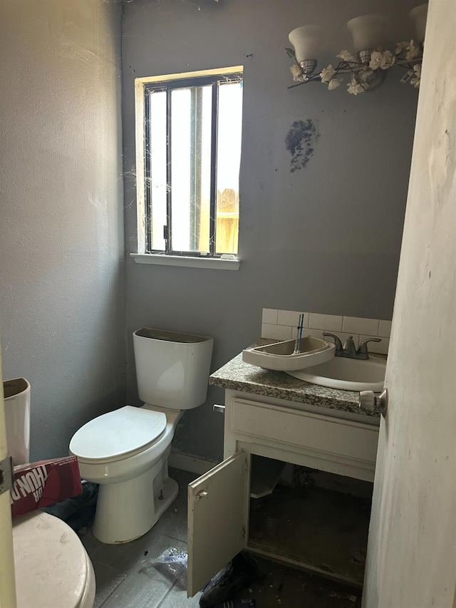 2244 N Prospect, Fresno, CA 93722 - bathroom with toilet and vanity