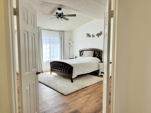 4718 E Alamos Ave Unit 101, Fresno, CA 93726 - photo 8