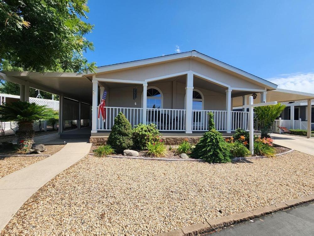 1300 W Olson Ave Unit Sp 82, Reedley, CA 93654 - photo 1